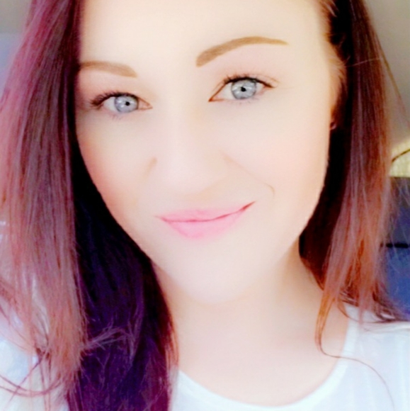 Meet your Posher, Stefanie - Picture 4 of 5